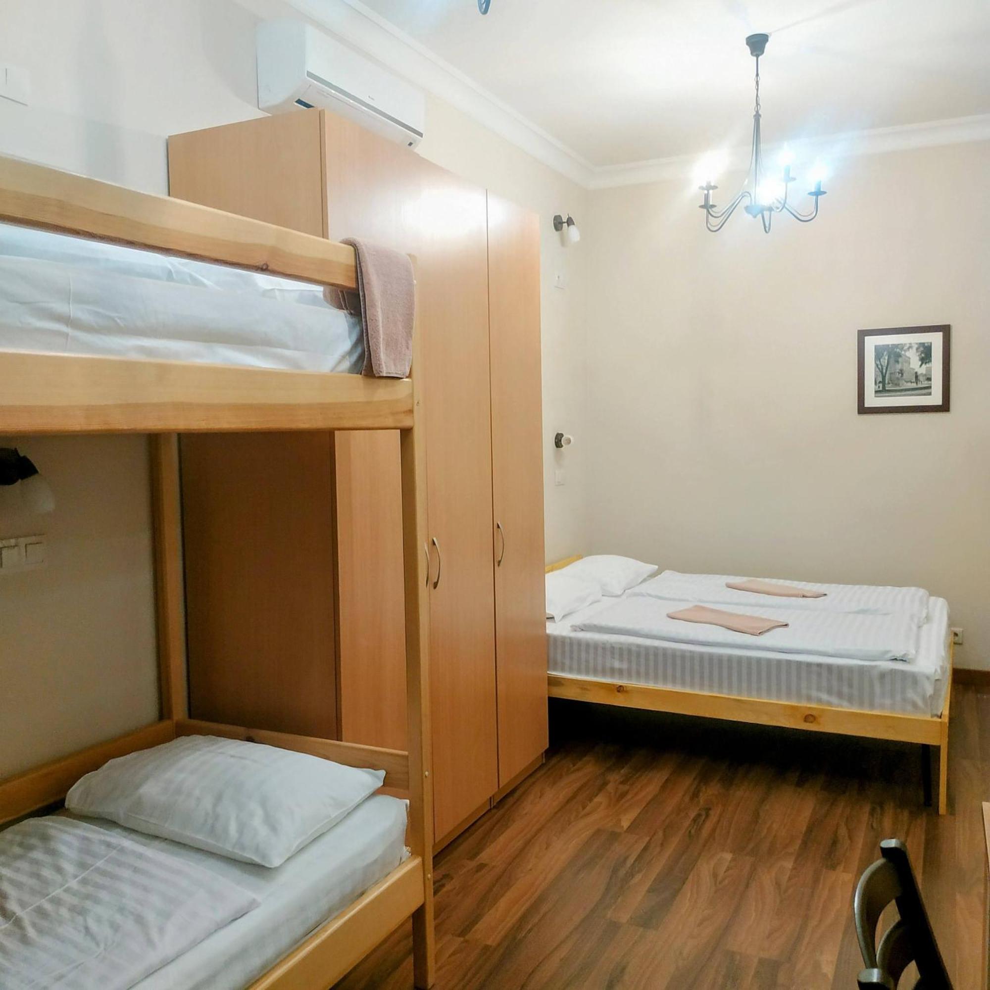 Hotel Belokorichi à Kiev Extérieur photo