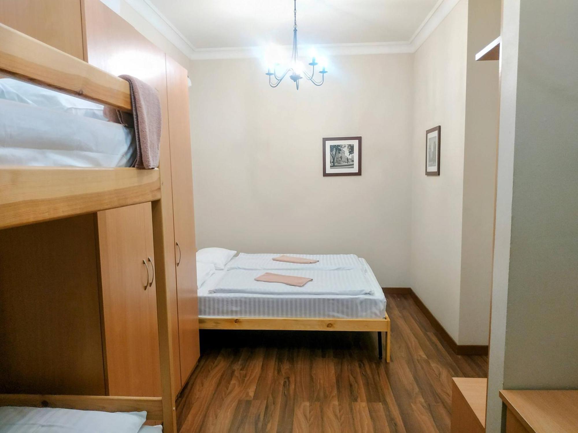 Hotel Belokorichi à Kiev Extérieur photo