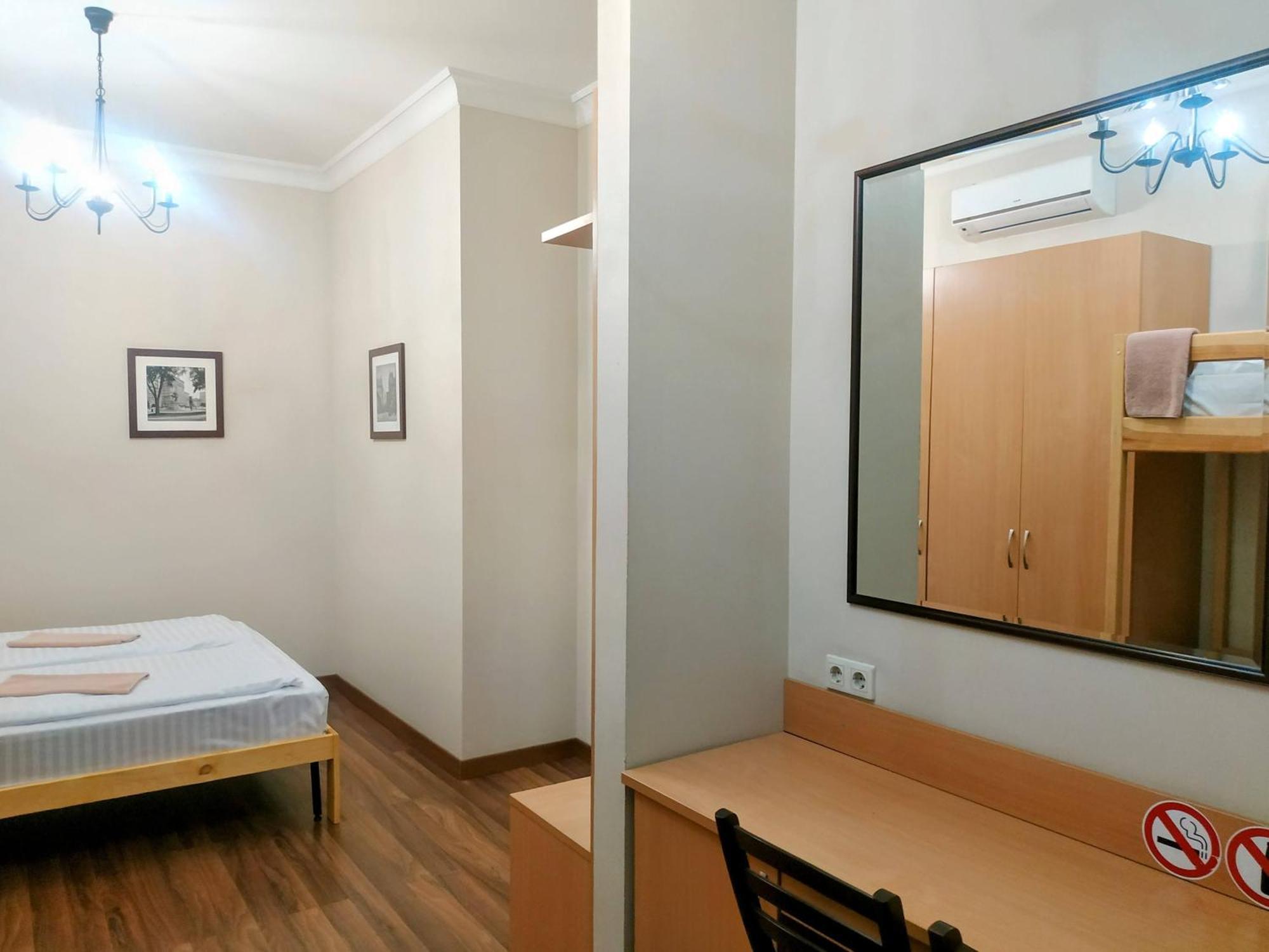 Hotel Belokorichi à Kiev Extérieur photo