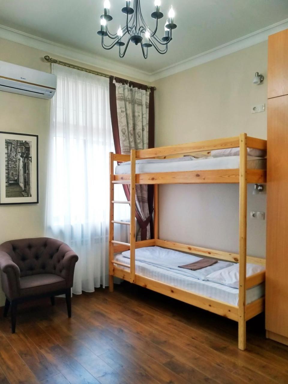 Hotel Belokorichi à Kiev Extérieur photo