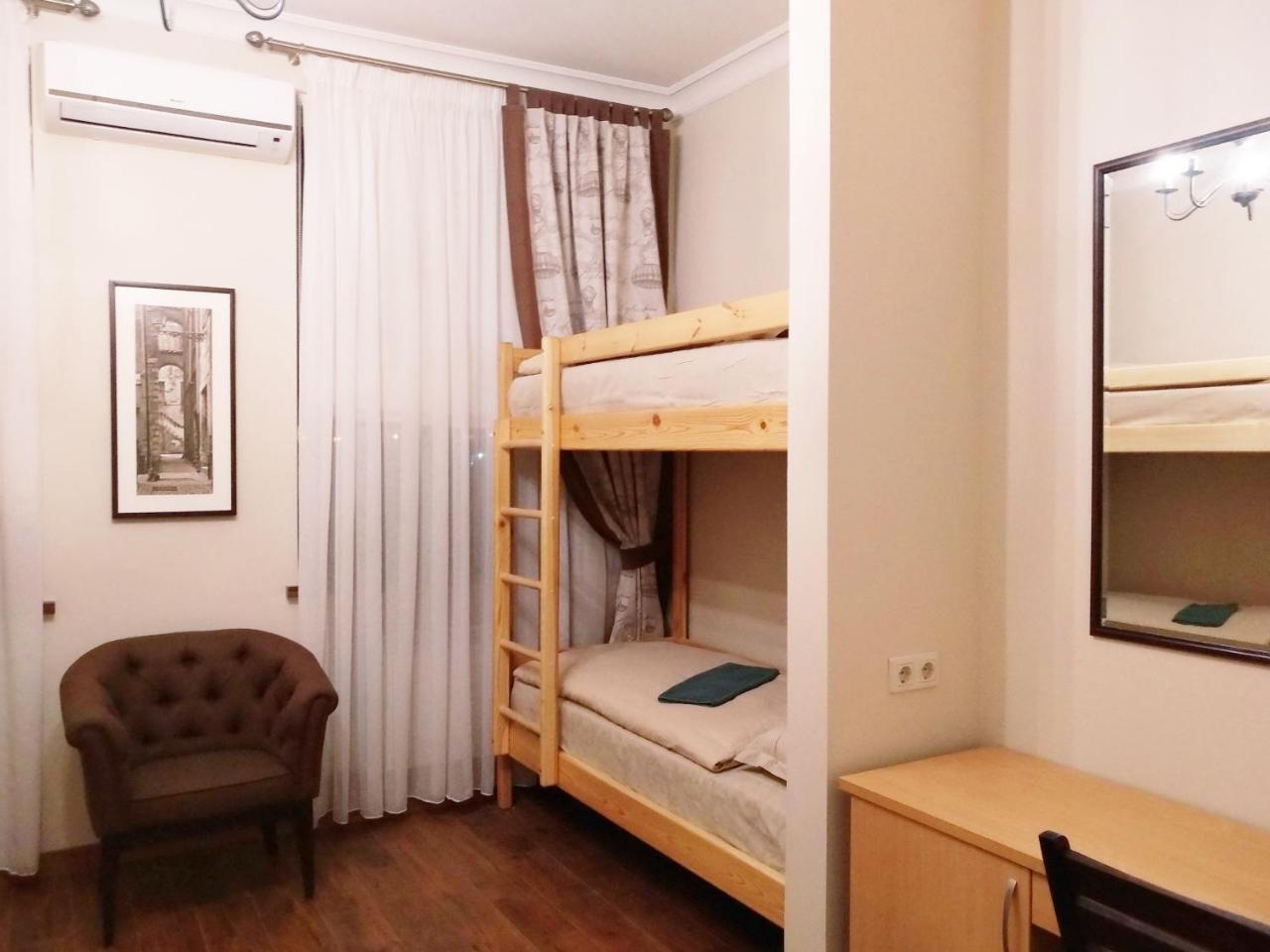 Hotel Belokorichi à Kiev Extérieur photo