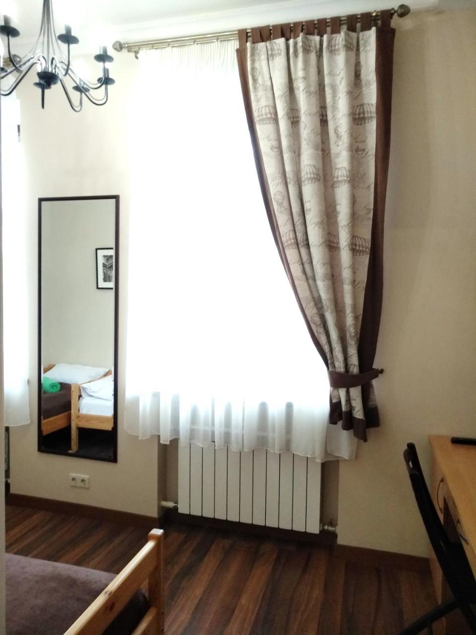 Hotel Belokorichi à Kiev Extérieur photo