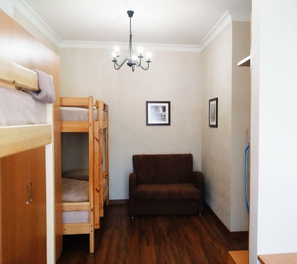Hotel Belokorichi à Kiev Extérieur photo