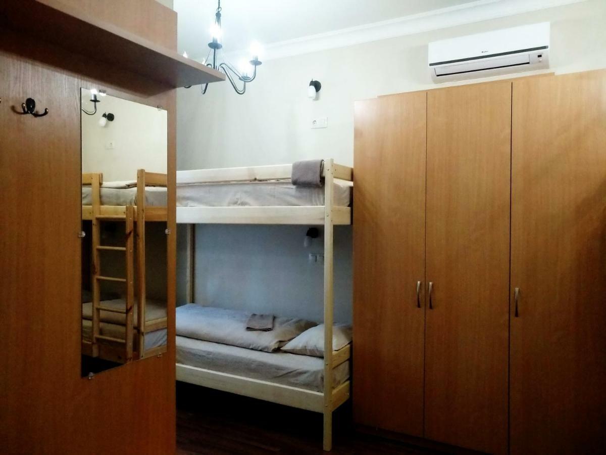 Hotel Belokorichi à Kiev Extérieur photo